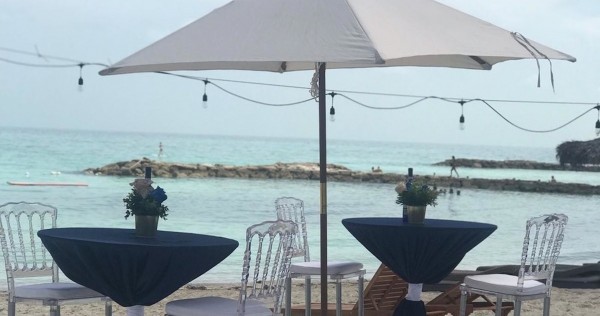 Hibiscus Beach Wedding